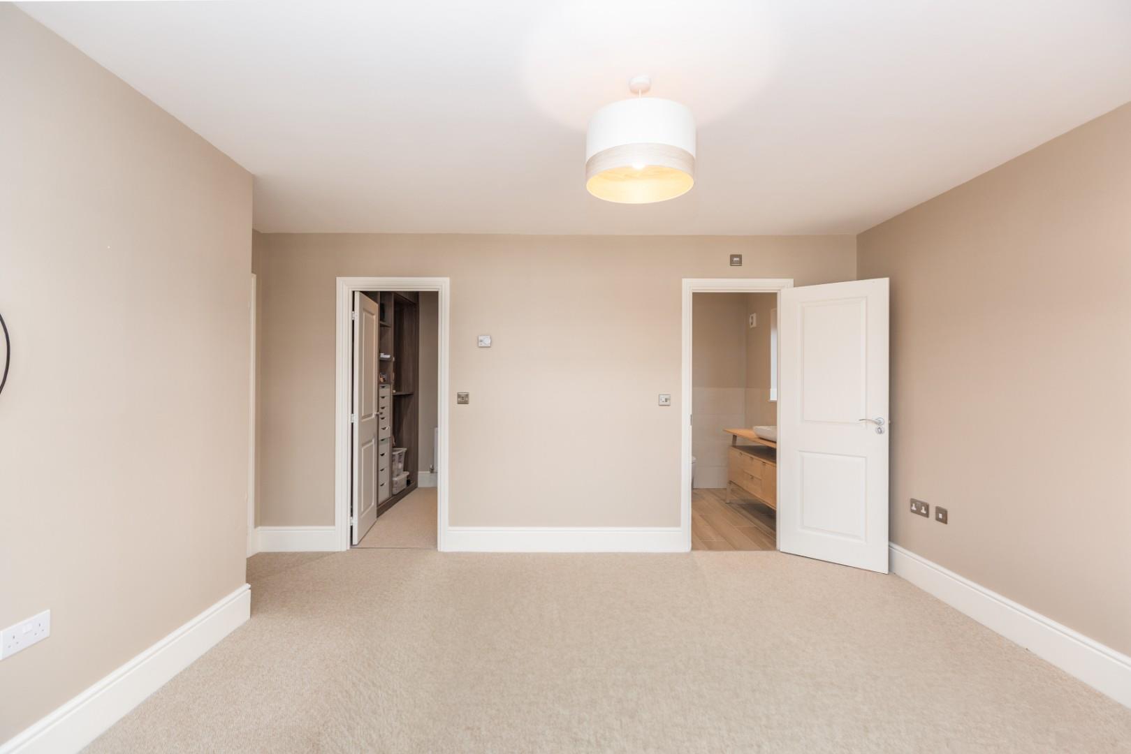 White Knight Gardens, Bishopston, Swansea, SA3 3DR